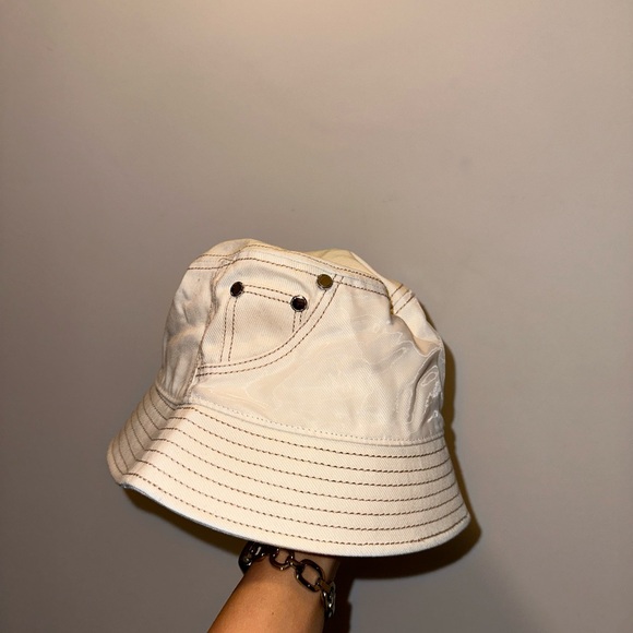 Manière De Voir Beige Bucket Hat - Picture 1 of 3